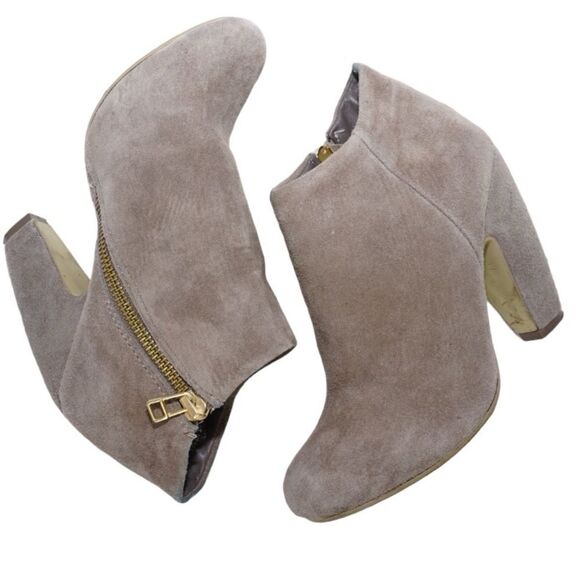 Steve Madden Penelope Tan Suede Heeled Ankle Booties, Size 5 - Picture 3 of 12